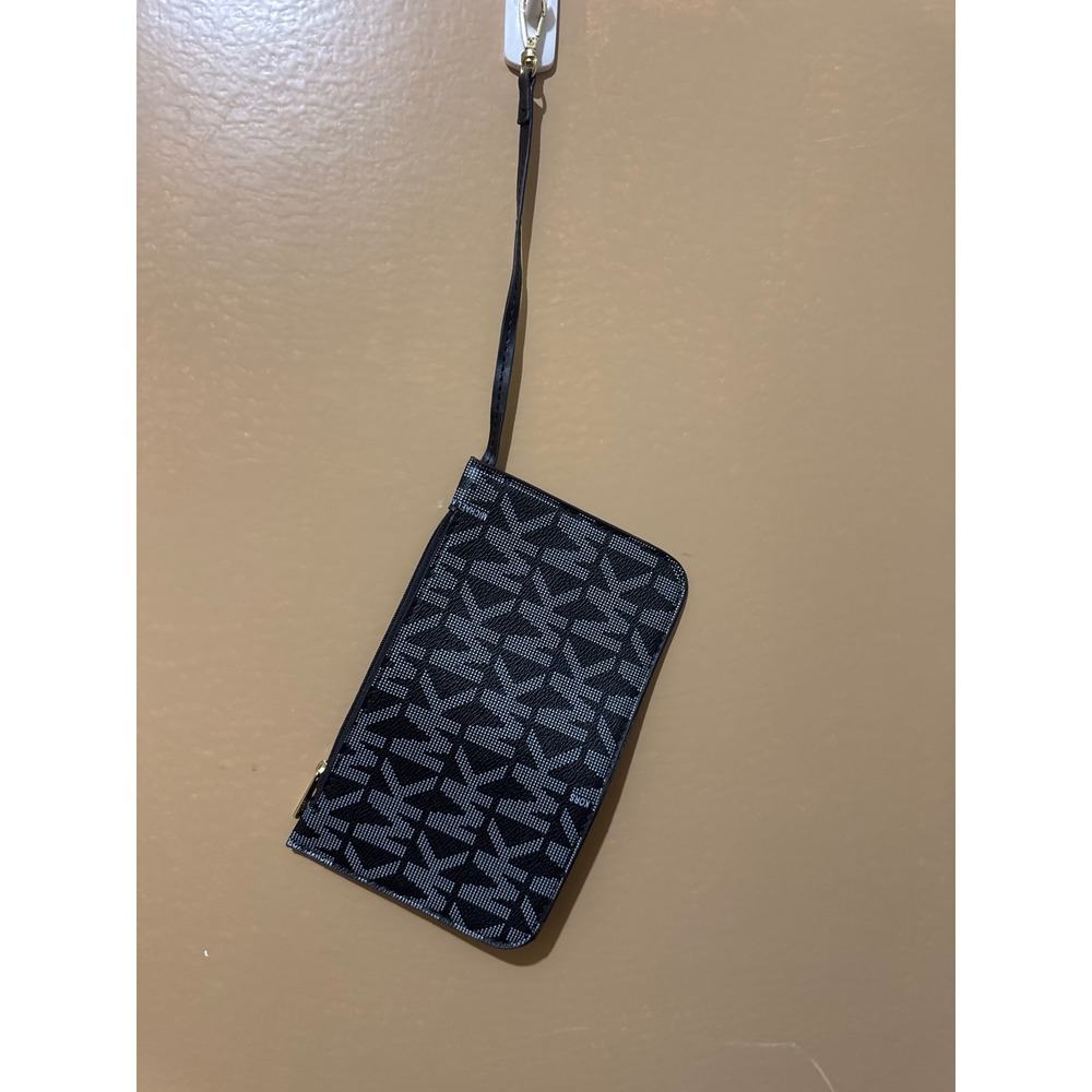 Michael Kors Wristlet Women OS Black Good Monogram Logo Zip Pouch Clutch